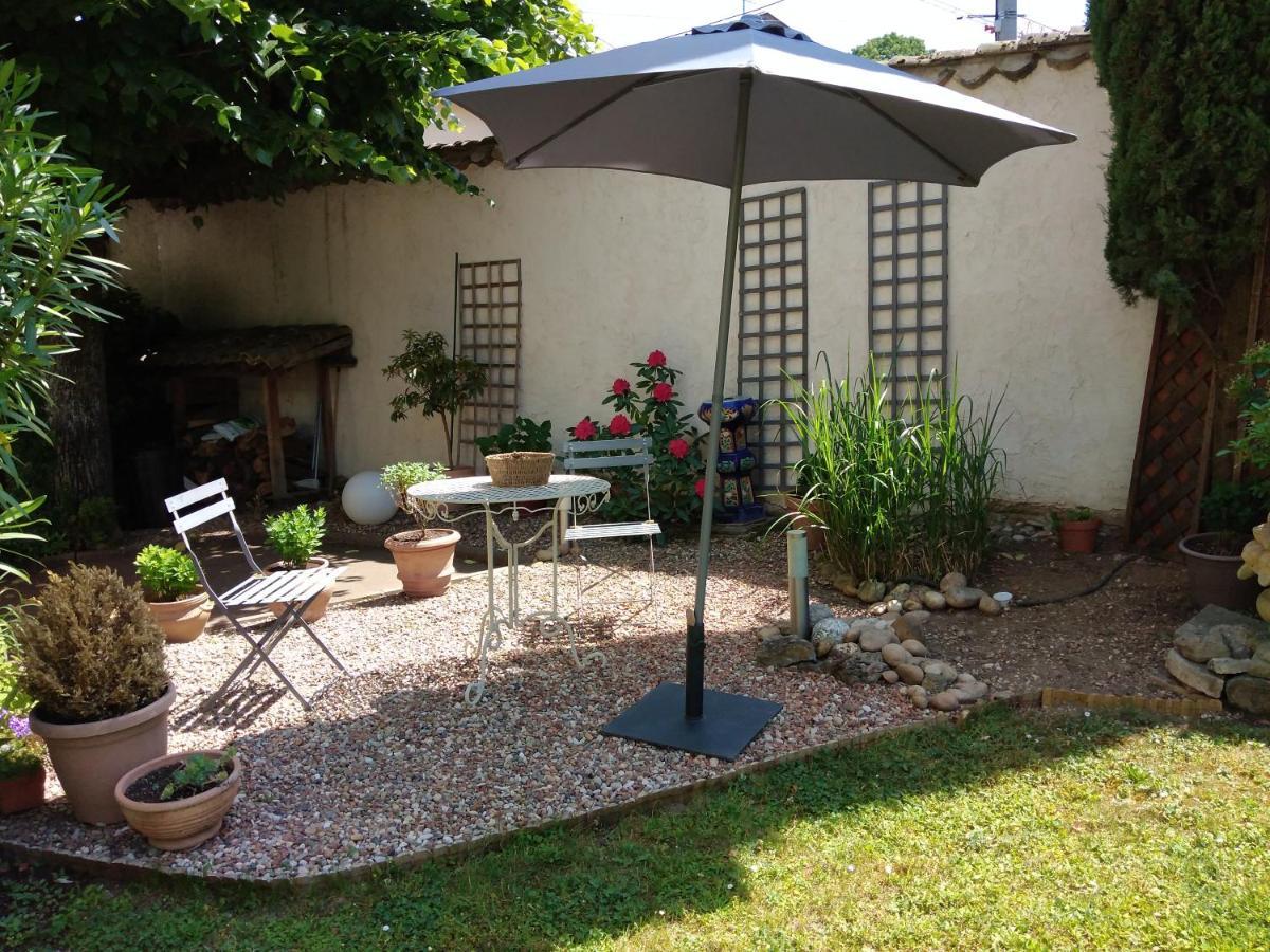 Maison Epellius Collonges-au-Mont-d'Or ภายนอก รูปภาพ