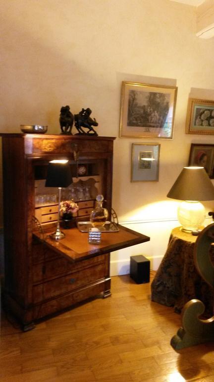 Maison Epellius Collonges-au-Mont-d'Or ภายนอก รูปภาพ