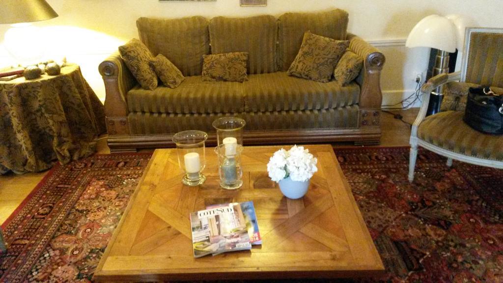 Maison Epellius Collonges-au-Mont-d'Or ภายนอก รูปภาพ